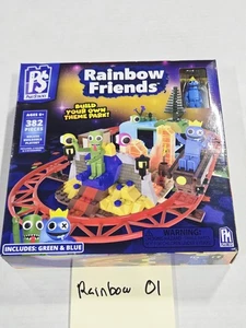 Rainbow Friends Set Parco Tematico Costruibile 382pz PhatMojo Figure Costruzione - Foto 1 di 6