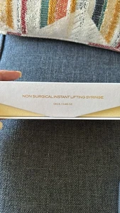 Nonsurgical Instant Lifting Syringe BRAND NEW LIKE BOTOX IN A BOX - Picture 1 of 6