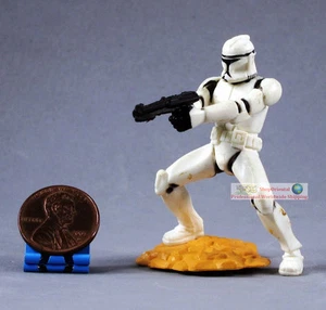 Figura de acción Hasbro Star Wars 1:32 soldado de juguete CLONE TROOPER Republic S69 - Imagen 1 de 1