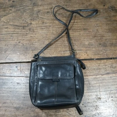 Vintage Fossil Purse Leather Black Shoulder Bag Pockets Flap - Image 1 of 4