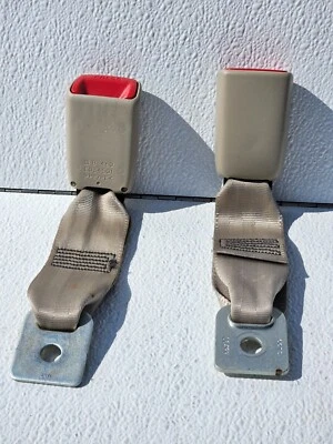 Toyota Highlander 2006 segunda fila asiento hebilla central pestillo par Foto 1 de 4