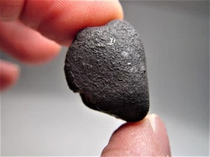 RIESIGER FEUERBALL! NEUERSTER HERBST! FRISCHER GANZER STEIN! Tscheljabinsk Meteorit 10,3 Gramm - Bild 1 von 9