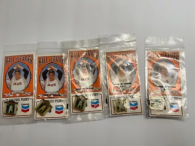 SF Giants Gaylord Perry Hall of Fame 5 Pins - New - Image 1 of 4