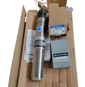 Franklin Electric 1/2 HP 3 Wire 230 V  5 GPM Submersible Well Pump W Control Box - Picture 1 of 10