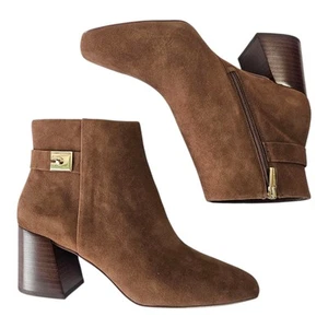 VINCE CAMUTO Women's 9 M Laikien Ankle Boots Brown Suede 2.5" Heel Side Zip NEW - Picture 1 of 11