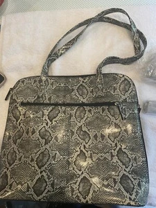 4 pc Buxton Tote Bag Purse Gray Alligator pattern with accessories BRAND NEW set - Picture 1 of 16