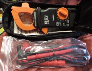 Klein Tools CL2000 True RMS Clamp Multimeter In Case Excellent Condition - Picture 1 of 2