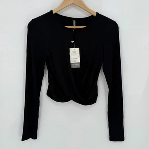 Vuori Womens Black Cove Twist Tee Ribbed Long Sleeve Top Size Medium Crop Staple - Picture 1 of 9