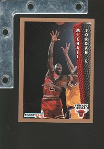 1992-93 Fleer #32 Michael Jordan ¡SUPER AGUDO! Casi nuevo + toros - Imagen 1 de 1