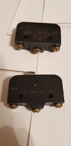 BZ-2RW53-A2 Microinterruttore Honeywell SPDT-NA/NC 16A 250 V c.a. A vite kit 2pz - Picture 1 of 12