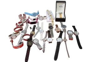 Job Lot Of Watches Various Brands & Condition All Untested (May Req Batteries) - Picture 1 of 5