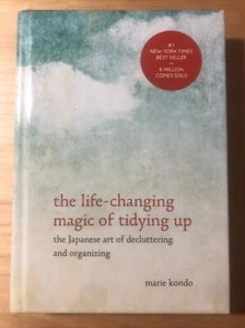 The Life-Changing Magic of Tidying Up : The Japanese Art of Decluttering… - Picture 1 of 4