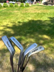 Mixed Lot – 4 Golf Clubs: 2x Left-Handed 9 Irons + 60° Lob + Sand Wedge – RH/LH - Picture 1 of 5