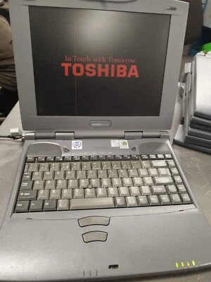 Notebook TOSHIBA Satellite 2550CDT, para peças ou para reparo - Imagem 1 de 4