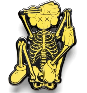 Kaws fortnite skeleton pin- YELLOW Enamel - Picture 1 of 1