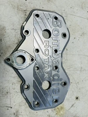 Cubierta de culata de motor Ski Doo MXZ 600 2002 fabricante de equipos originales Foto 1 de 4