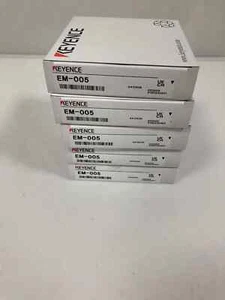 1pcs KEYENCE EM-005 Proximity Sensor - Picture 1 of 3