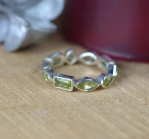 Green Peridot Ring 925 Sterling Silver Everyday Ring Handmade Ring Gift For Mom - Picture 1 of 9