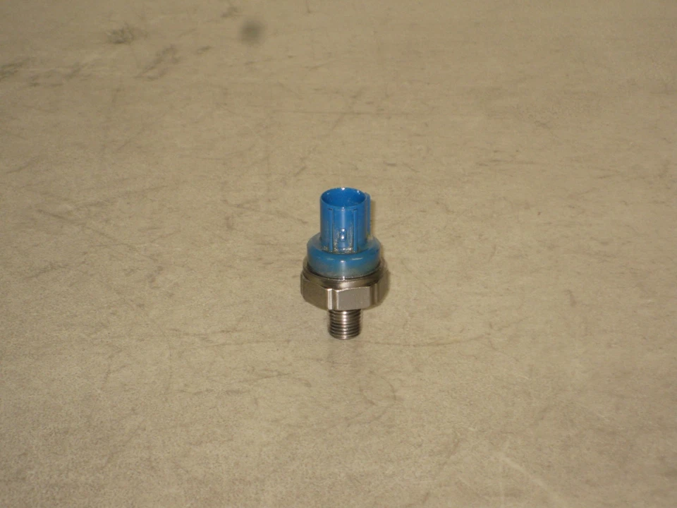 96 97 98 99 00 Honda Civic EX DelSol Acura EL 1.6L SOHC sensor de golpe D16Y8 OEM Foto 1 de 1