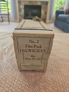 Kodak Eastman No 2 Film Pack Hawk-Eye 2 1/4 x 3 1/4'' Boxkamera James & Coe V25 - Bild 1 von 11