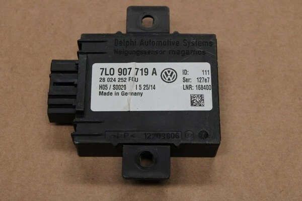 VW Phaeton 3D Centralina Protezione Antifurto Neigungsschutz 7L0907719 A - Immagine 1 di 1