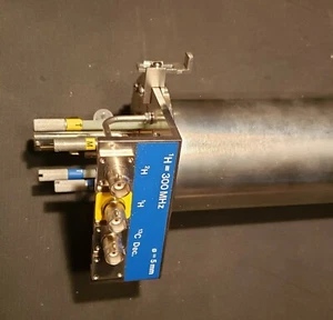 Bruker 300 MHz WB 1H 2H 13C NMR Liquids Probe - Picture 1 of 7