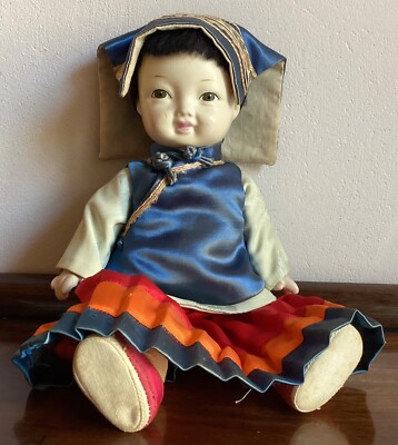 Lot De Deux Poupées Chinoises Anciennes En Composite – 23 Cm, Vintage