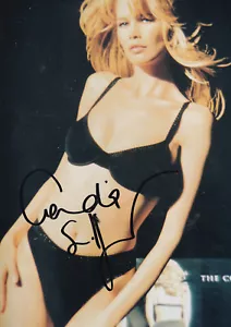 Autogramm - Claudia Schiffer - Bild 1 von 1