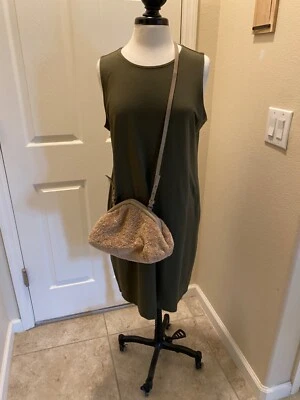 Vince Camuto Issey Clutch in Wild Mushroom Shearling tiracolo Ret $168 - Imagem 1 de 4