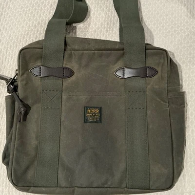 Bolso de Mano Filson de Tela de Estaño con Cremallera Cuero Nutria Verde Encerado Algodón Lona Foto 1 de 4