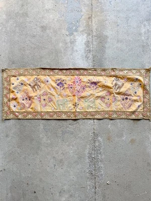 Tapiz de algodón bordado floral pájaro elefante cachimba indio vintage Kutch Foto 1 de 4