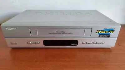 VIDEOREGISTRATORE VHS VCR LETTORE PHILIPS VR 550 NON FUNZIONANTE PEZZI RICAMBIO - Immagine 1 di 3
