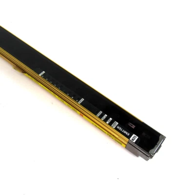 Omron F3SJ-A0900P25-L Light Curtain Emitter, 35.4" Used - Image 1 of 4