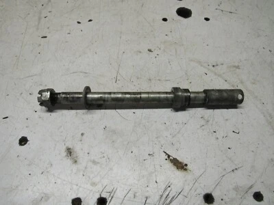 82 83 Yamaha Seca 400 XS400 XS400R XS400RJ 1982 eje delantero Foto 1 de 4