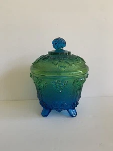 Jeanette Glass 3525 Footed Covered Candy Dish Blue Green Grapes & Leaves - Picture 1 of 12