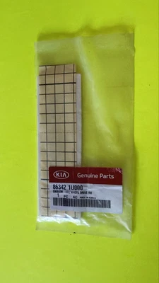 11 13 15 KIA AWD SORENTO AWD EMBLEMA PUERTA DELANTERA 86342 1U000 Foto 1 de 3