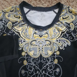 Athleta Womens M Performance Activewear Running Long Sleeve Shirt 268486 - Picture 1 of 8