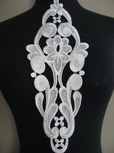 5 STÜCK EINZIGARTIGE WEISSE BRAUT MEDAILLON VISKOSE VENISE APPLIKATION  - Bild 1 von 1