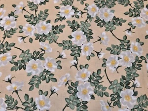 FROM THE GARDEN White Floral Leaves in Tan Marcus Cotton Fabric FAT QUARTER - Picture 1 of 7