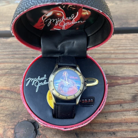 Michael Jordan signature 23 watch wilson Leather bulls color basketball case Cover