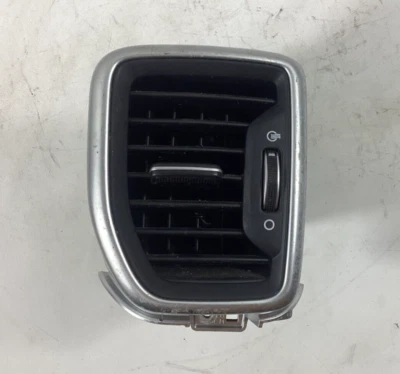 Cubierta de rejilla de ventilación exterior izquierda KIA SPORTAGE 2020-2022 97480D9AA0 OEM. Foto 1 de 4