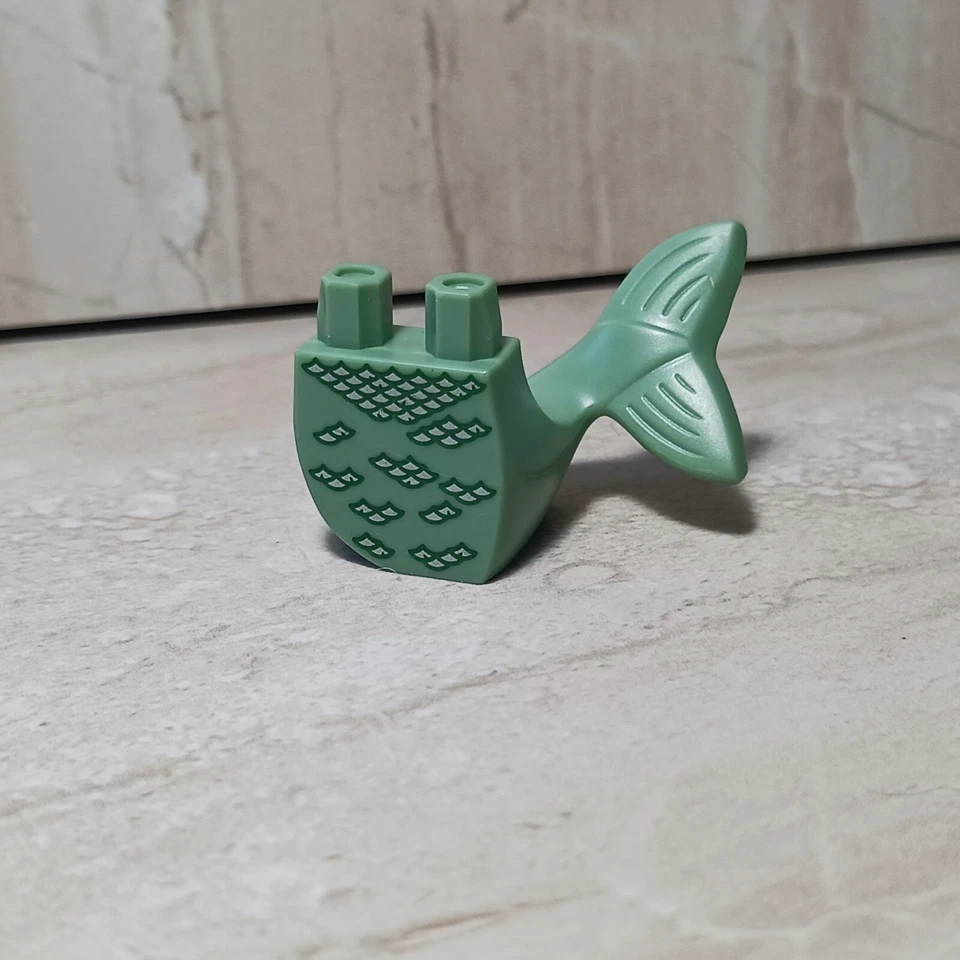 Nuevo LEGO Sirena Hombre MERMAN Piernas Cola REY Arena Verde Color Único Aleta Lateral Foto 1 de 1