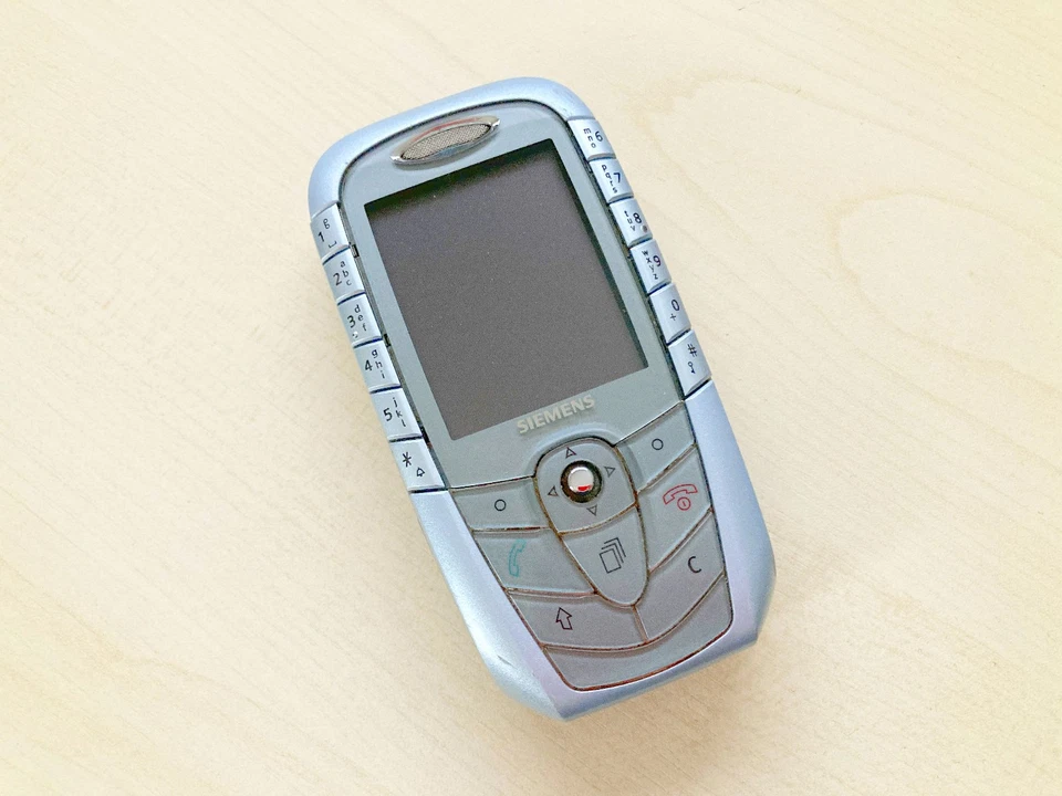 Siemens SX1 - The Extravagant Symbian Smartphone - Made in Germany - No Battery - Image 1 of 4
