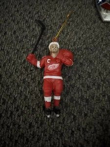 Henri Zetterberg HOLIDAY ORNAMENT MINIFIGUR STADION GIVEAWAY DETROIT RED WINGS - Bild 1 von 6