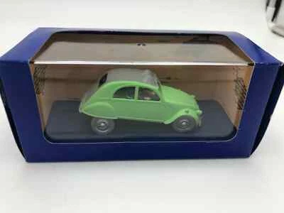 DIE CAST " LA 2 CV DE L'AFFAIRE TOURNESOL - 1949 " 1/43 ATLAS TINTIN - Immagine 1 di 3