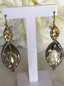 225 $ neu St. John Marquise-Schliff mehrfarbiger Swarovski-Kristall Ohrhänger Ohrhänger - Bild 1 von 11