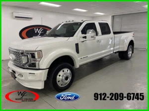 2022 Ford F-450 Platinum - Picture 1 of 21