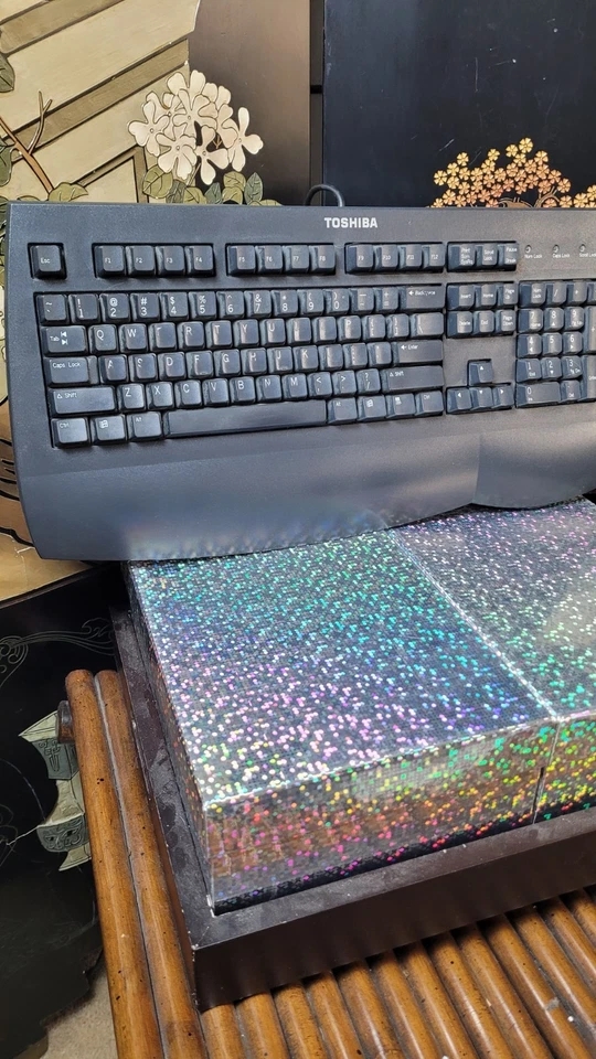 Toshiba J9643- 2 Vintage Black PS/2 Keyboard E06150US002-C Tested And Works Nice - Image 1 of 4