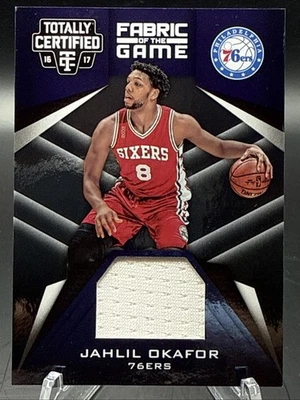 2016-17 Panini totalmente certificado - Jahlil Okafor tela del juego #34 Foto 1 de 2