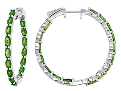 Pendientes de aro ovalados de rodio con diopsido de cromo de 8,20 quilates sobre plata de ley de 1,5" L X Foto 1 de 4